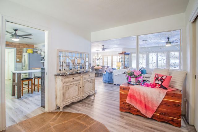 1301 E Buckley Street, Brownfield, TX 79316