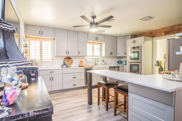 1301 E Buckley Street, Brownfield, TX 79316