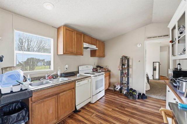 8786 Scarlet Oak, Willis, TX 77318