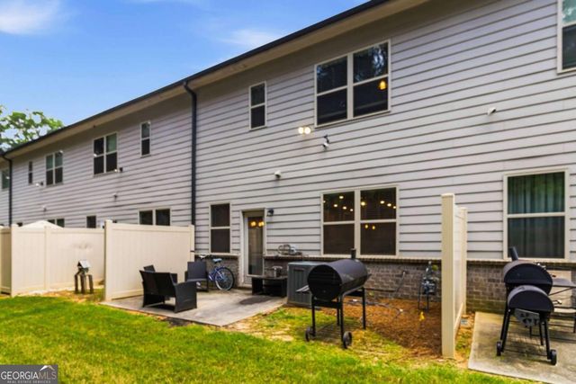 2483 Quay Ridge, Lawrenceville, GA 30044