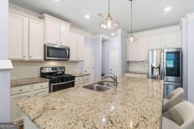 2483 Quay Ridge, Lawrenceville, GA 30044