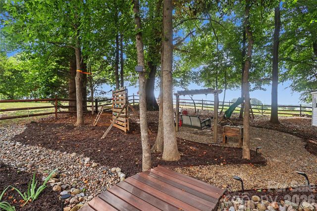 8712 Cool Meadow Drive, Huntersville, NC 28078