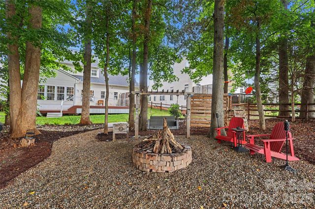 8712 Cool Meadow Drive, Huntersville, NC 28078
