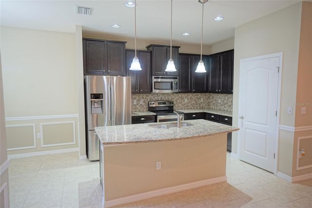 13107 CANOPY CREEK DRIVE, Tampa, FL 33625