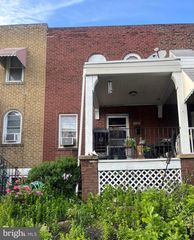 7023 GUILFORD RD, Upper Darby, PA 19082