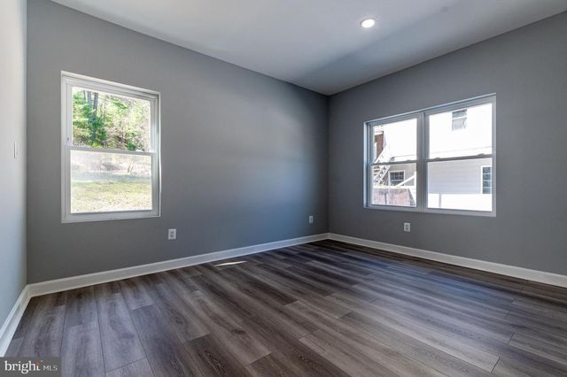 601 FIRELINE RD, Palmerton, PA 18071