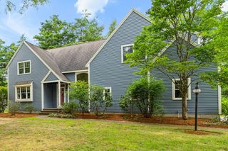136 Davis Road, Acton, MA 01720