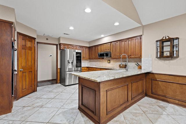 400 PR 350, Honey Grove, TX 75446