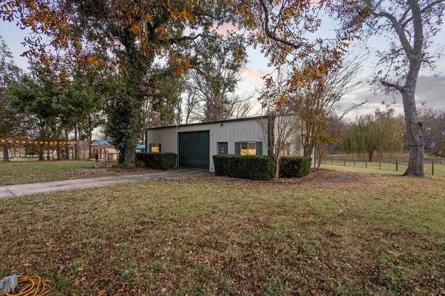 400 PR 350, Honey Grove, TX 75446