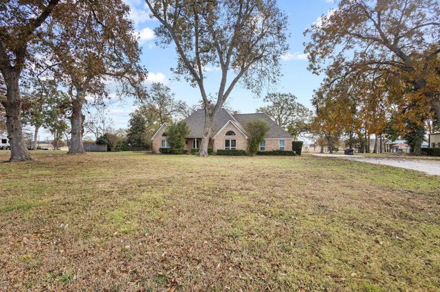 400 PR 350, Honey Grove, TX 75446