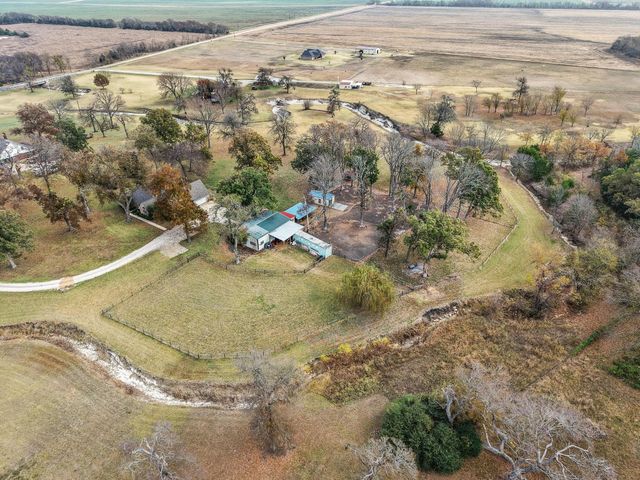 400 PR 350, Honey Grove, TX 75446