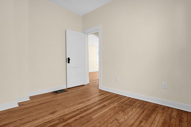 389 E Mithoff Street, Columbus, OH 43206