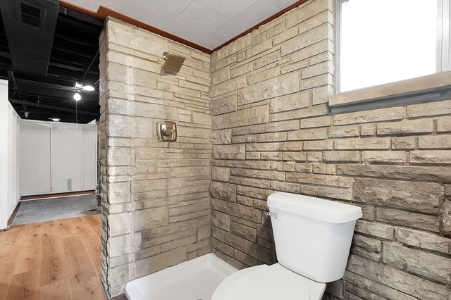 389 E Mithoff Street, Columbus, OH 43206