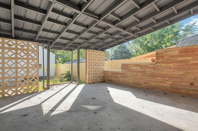 389 E Mithoff Street, Columbus, OH 43206