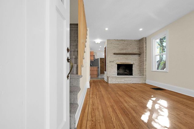 389 E Mithoff Street, Columbus, OH 43206