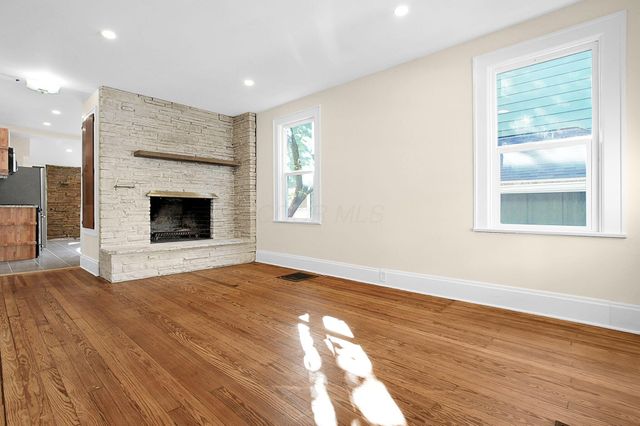 389 E Mithoff Street, Columbus, OH 43206