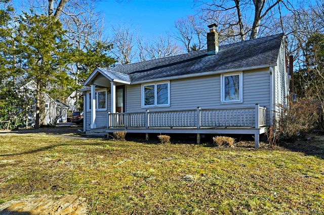 875 Oak Avenue, Southold, NY 11971