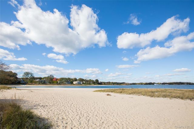 875 Oak Avenue, Southold, NY 11971