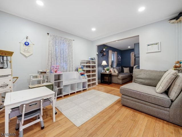 6 Alwood St, Roxbury Twp., NJ 07876