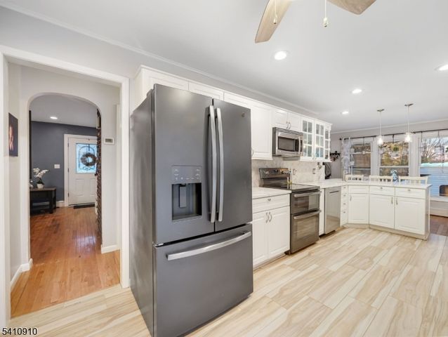 6 Alwood St, Roxbury Twp., NJ 07876