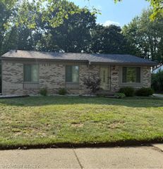 41617 Clayton Street, Clinton Township, MI 48038