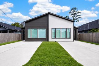 9309 Caddo Road B, Houston, TX 77078