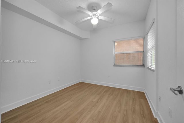 6001 SW 70th St 208, South Miami, FL 33143