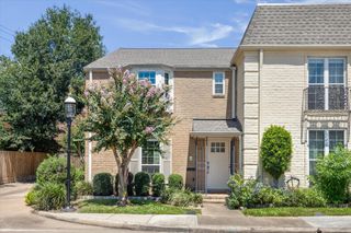 671 N Post Oak Lane 671, Houston, TX 77024