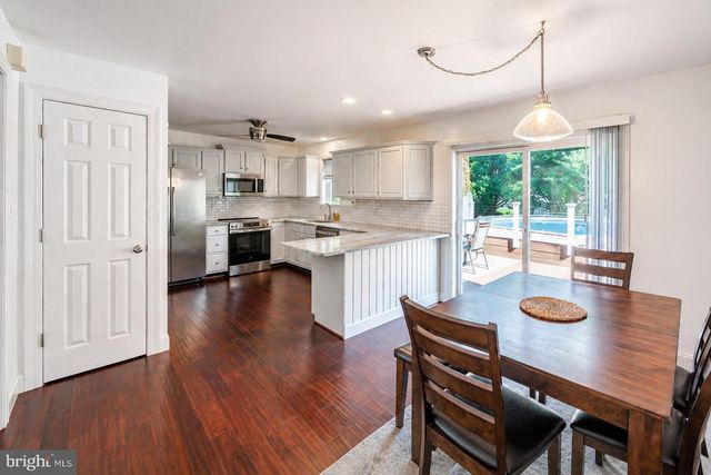 115 LARKSPUR DR, Quarryville, PA 17566