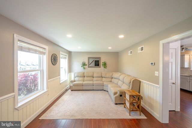 115 LARKSPUR DR, Quarryville, PA 17566