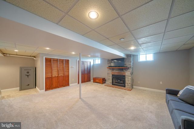 115 LARKSPUR DR, Quarryville, PA 17566