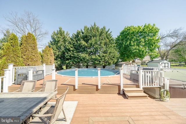 115 LARKSPUR DR, Quarryville, PA 17566