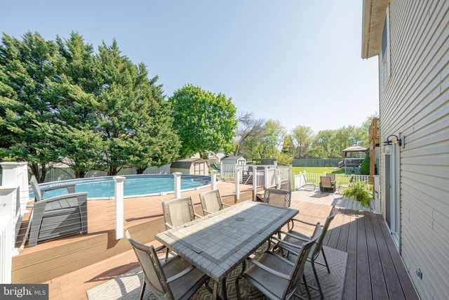 115 LARKSPUR DR, Quarryville, PA 17566