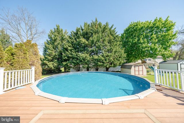 115 LARKSPUR DR, Quarryville, PA 17566