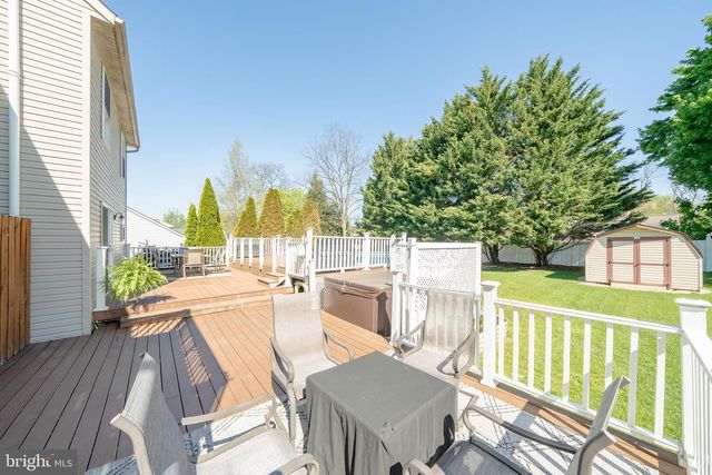 115 LARKSPUR DR, Quarryville, PA 17566