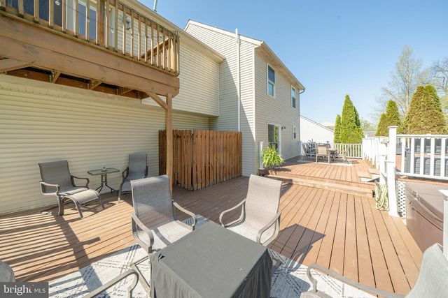 115 LARKSPUR DR, Quarryville, PA 17566