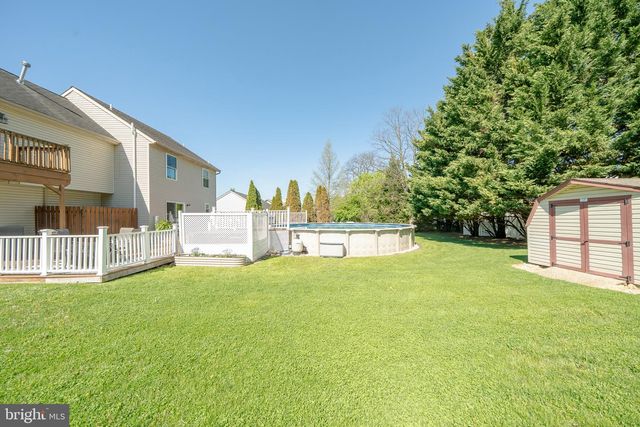 115 LARKSPUR DR, Quarryville, PA 17566