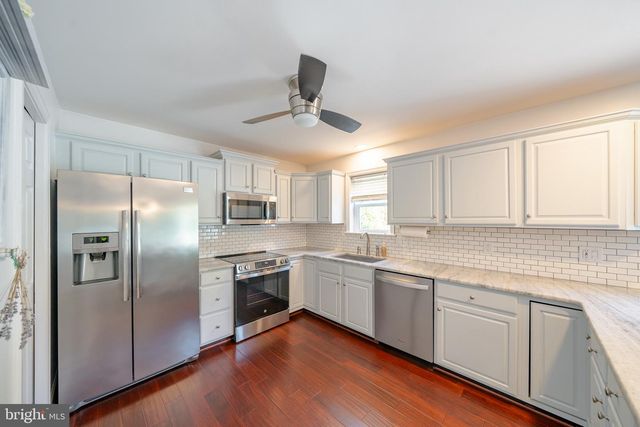 115 LARKSPUR DR, Quarryville, PA 17566