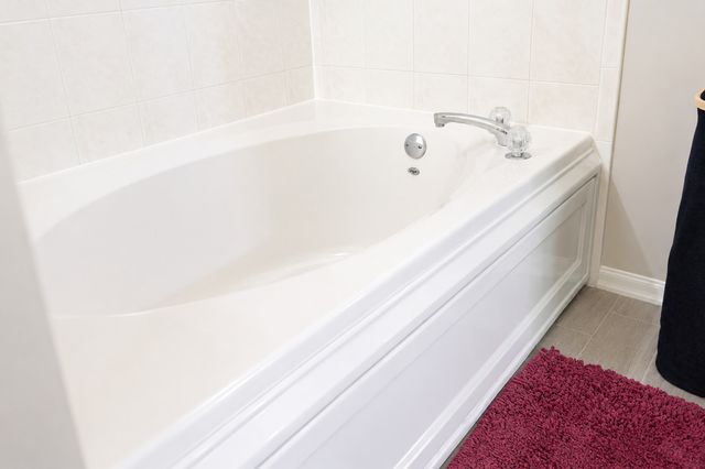 122 Enclave Circle B, Bolingbrook, IL 60440