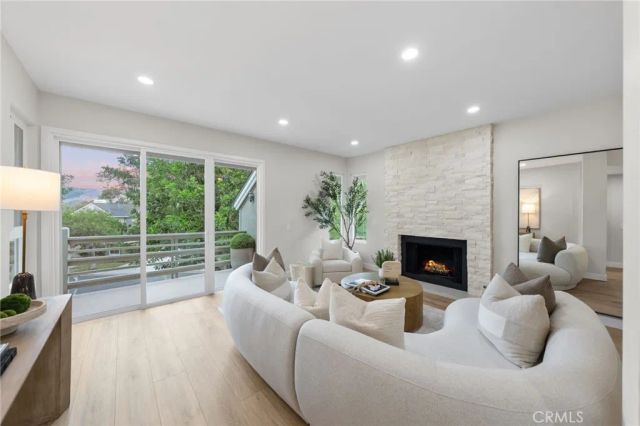 14 Highland View 40, Irvine, CA 92603