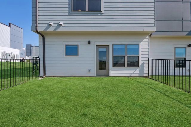 10350 Blue Bluff RD 14113, Austin, TX 78724