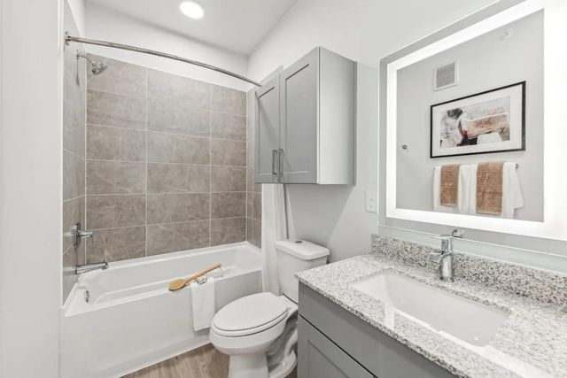 10350 Blue Bluff RD 14113, Austin, TX 78724