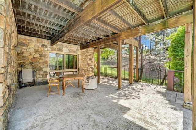 3244 Pineland RD, Roanoke, VA 24018