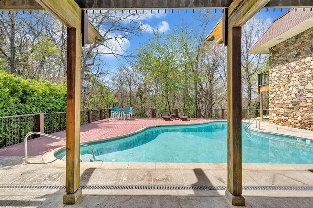 3244 Pineland RD, Roanoke, VA 24018