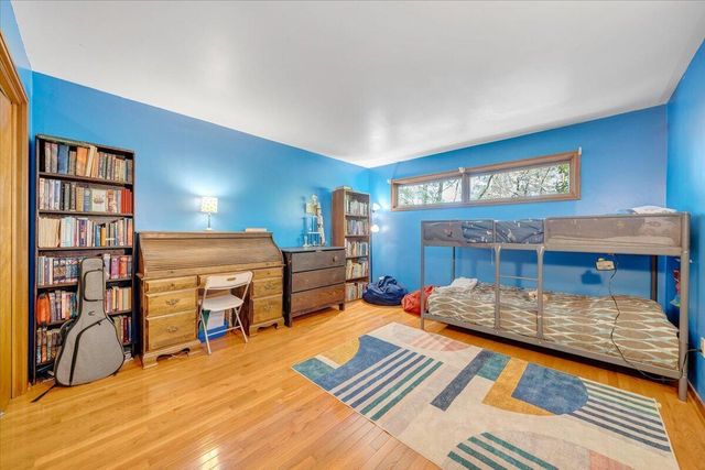 3244 Pineland RD, Roanoke, VA 24018