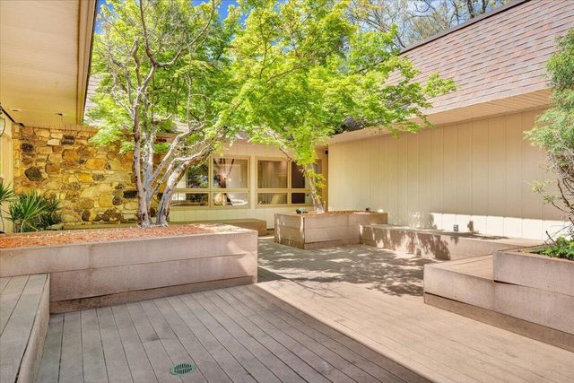 3244 Pineland RD, Roanoke, VA 24018