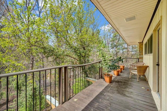 3244 Pineland RD, Roanoke, VA 24018