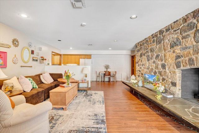 3244 Pineland RD, Roanoke, VA 24018