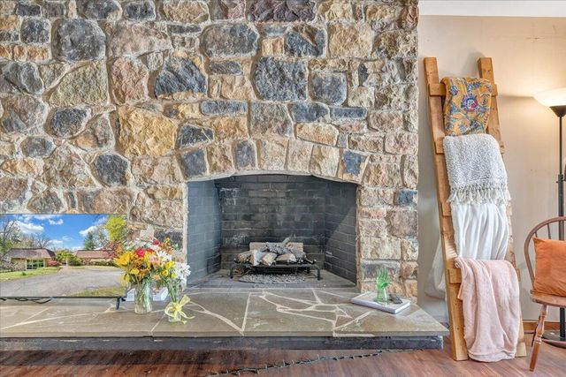 3244 Pineland RD, Roanoke, VA 24018