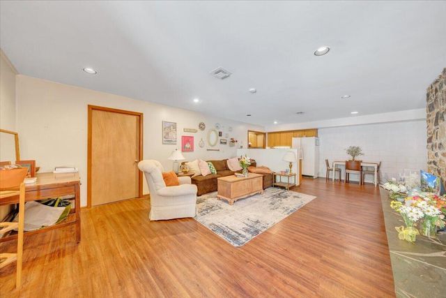 3244 Pineland RD, Roanoke, VA 24018